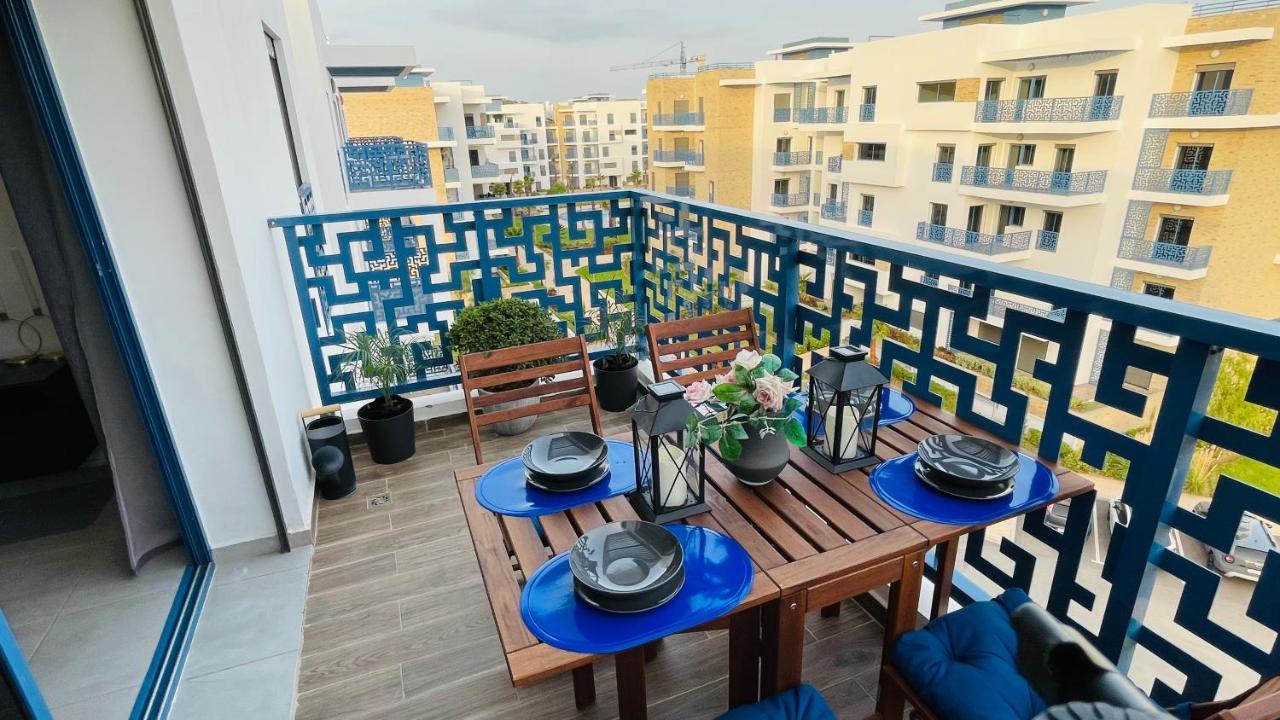 Luxury Apartment With Pool Мартил Екстериор снимка